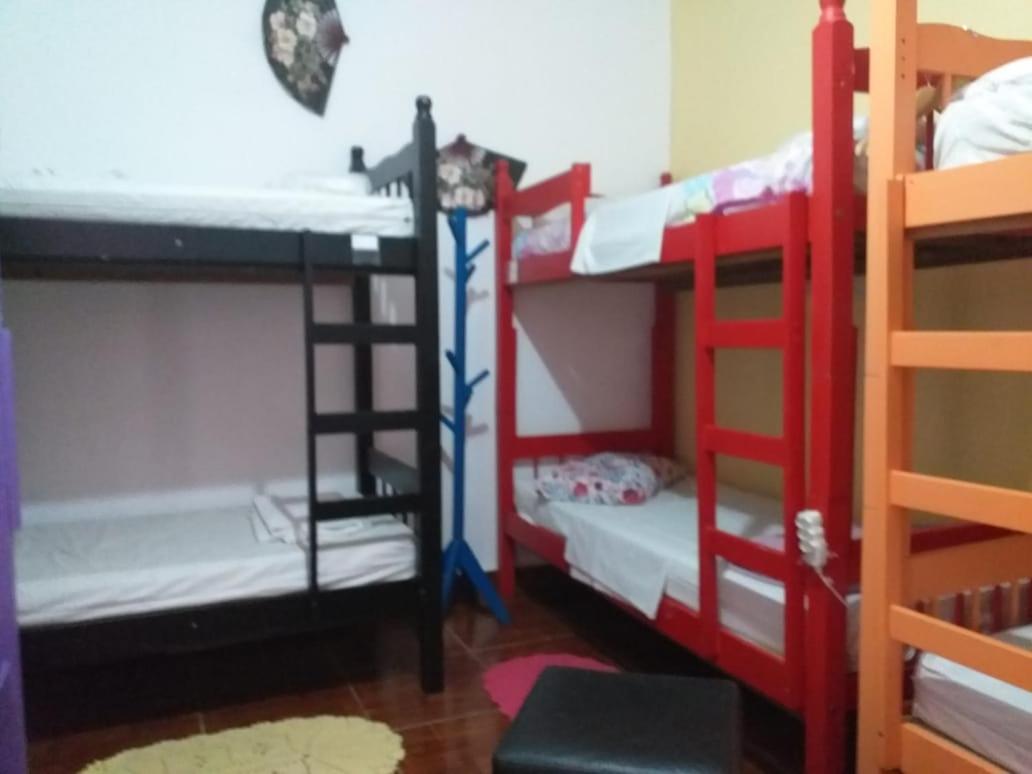 Cama em Dormitório Masculino com 4 Camas